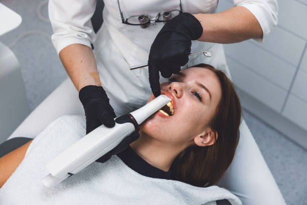 Best Broken or Cracked Tooth Emergency Dentist in Oakland Park, FL